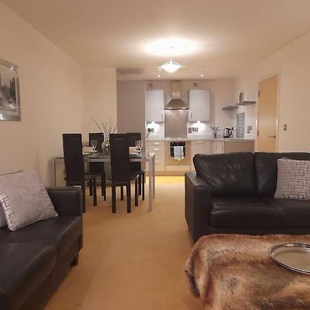 Centrally Situated 1 Bedroom Apartment! Бирмингем Экстерьер фото