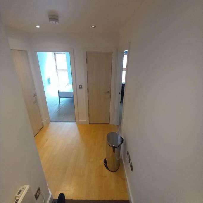 Centrally Situated 1 Bedroom Apartment! Бирмингем Экстерьер фото